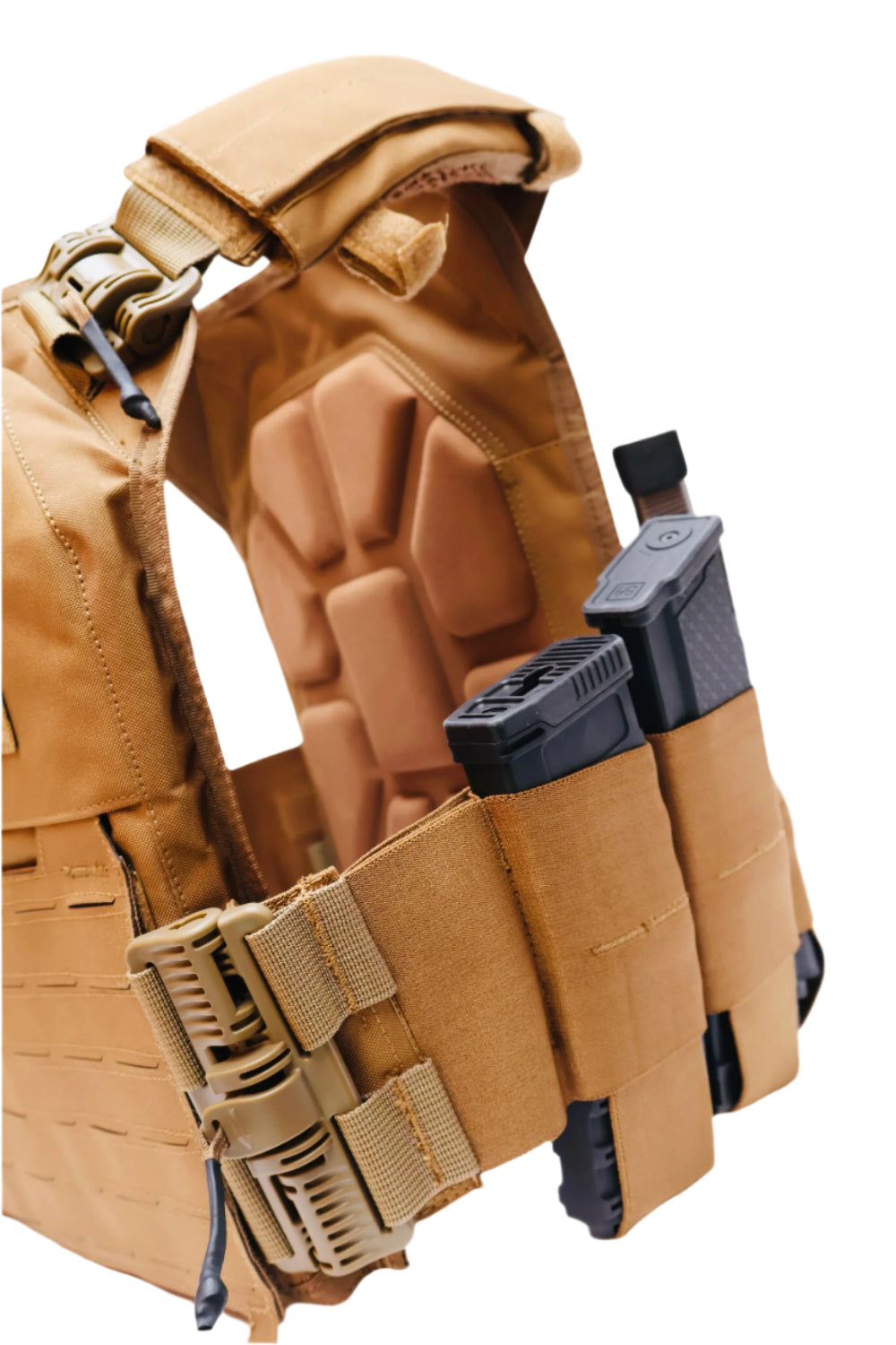 SHE-137-CT Tan tactical vest with black magazines on a white background