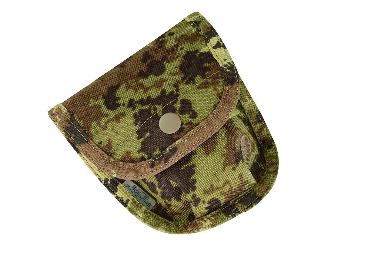 Italian Vegetate  camouflage patterned handcuff pouch made of nylon fabric.